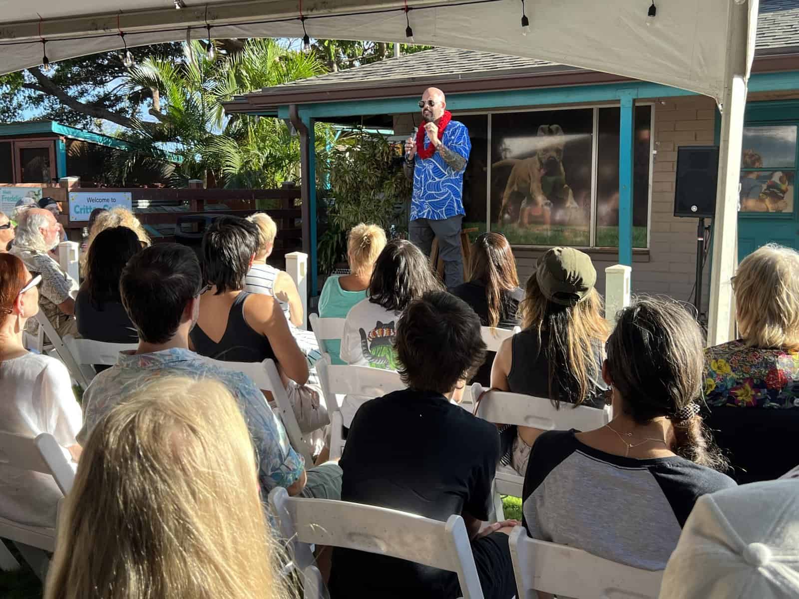 Jackson Galaxy speaking at Maui Humane Society at event